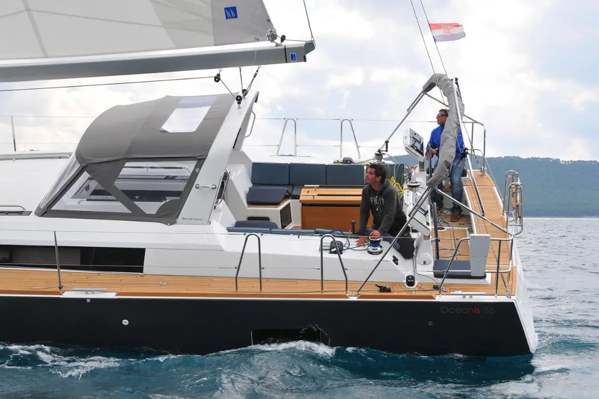 Beneteau Oceanis 55 – Portimão 6